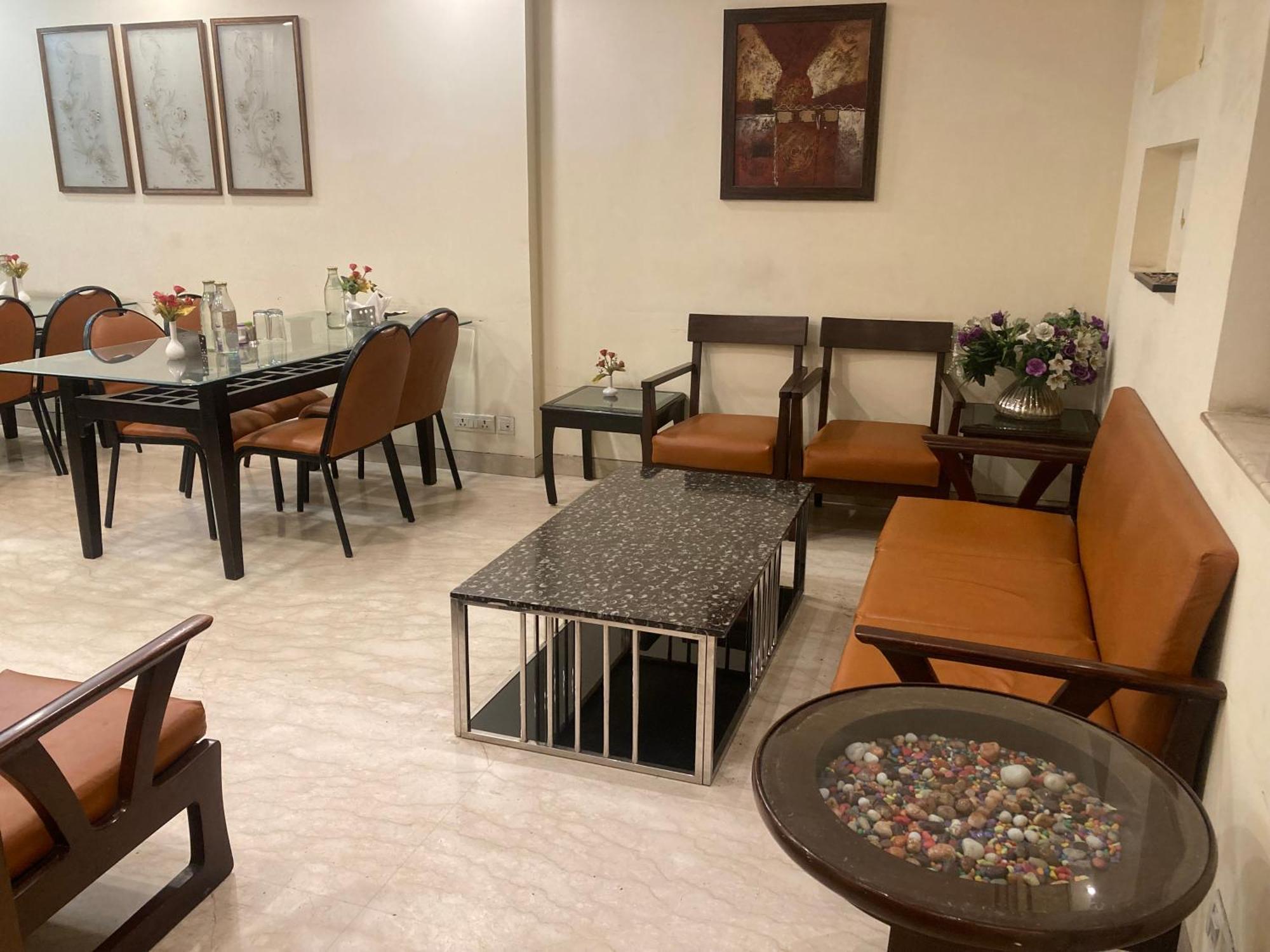 Hermitage By The Cosy Hotels Near Lotus Temple Nova Deli Exterior foto
