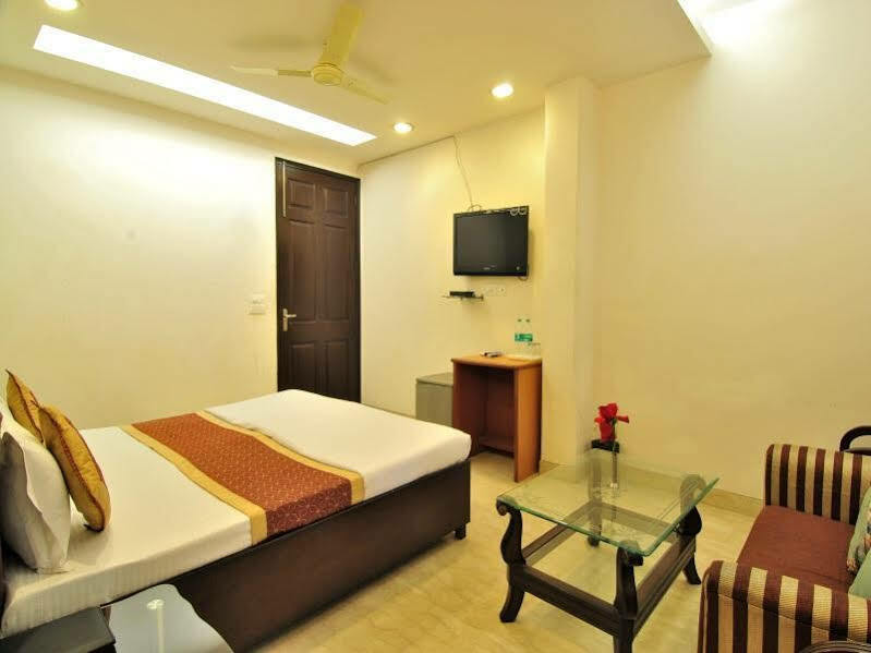 Hermitage By The Cosy Hotels Near Lotus Temple Nova Deli Exterior foto