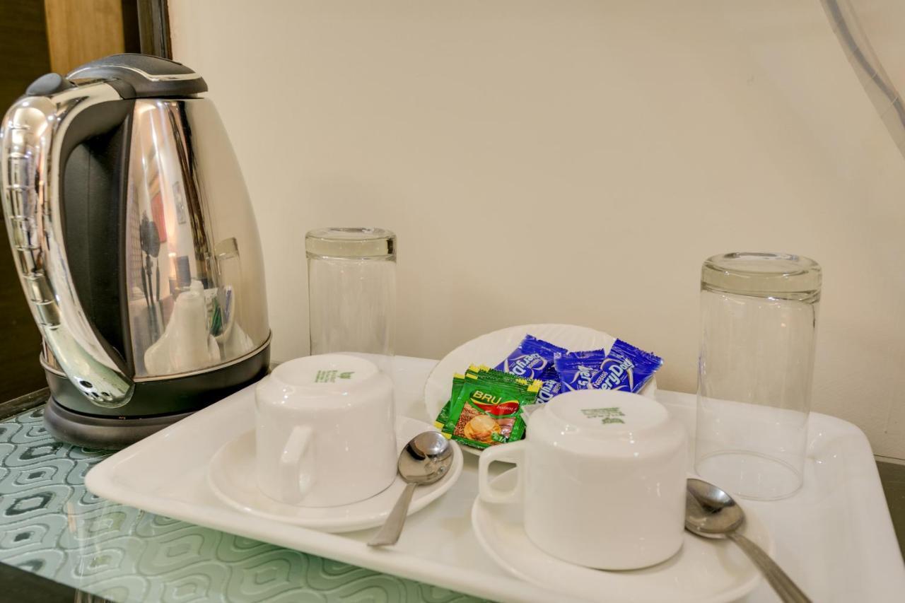 Hermitage By The Cosy Hotels Near Lotus Temple Nova Deli Exterior foto