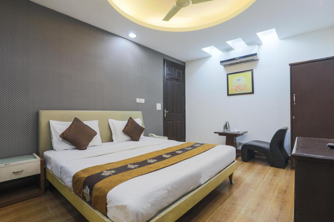 Hermitage By The Cosy Hotels Near Lotus Temple Nova Deli Exterior foto